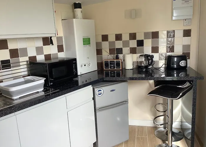 Cosy Cabin For Two With Country Side Views, Near Kingsbridge